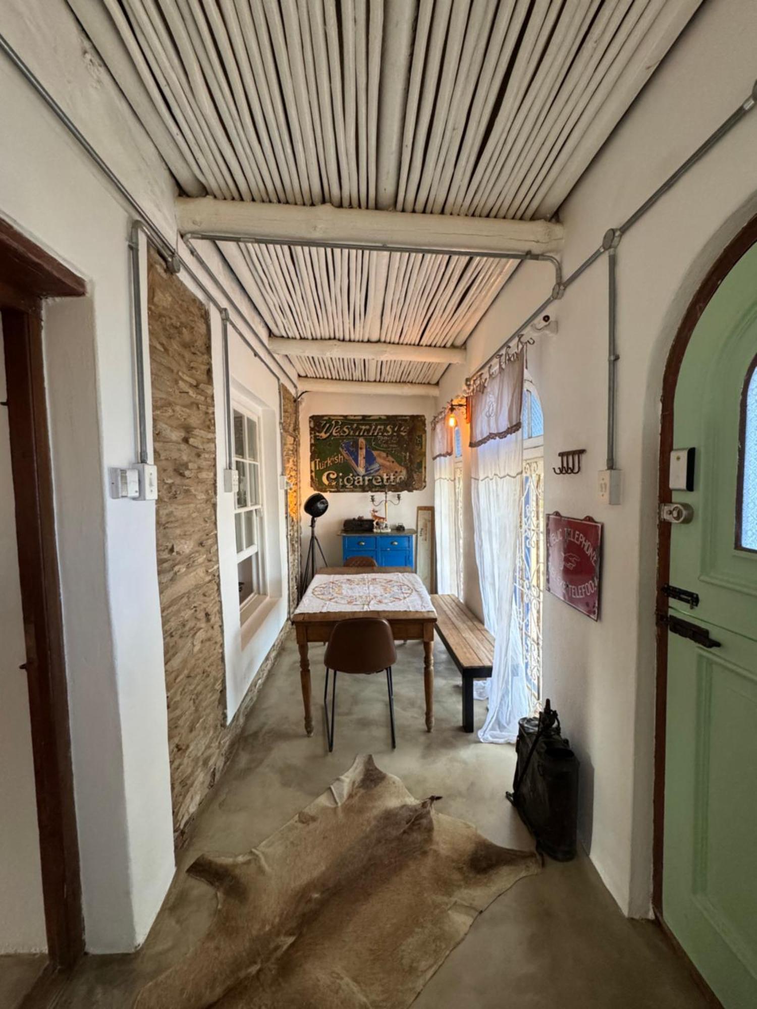 The Karoo Moon Motel Баридейл Екстериор снимка