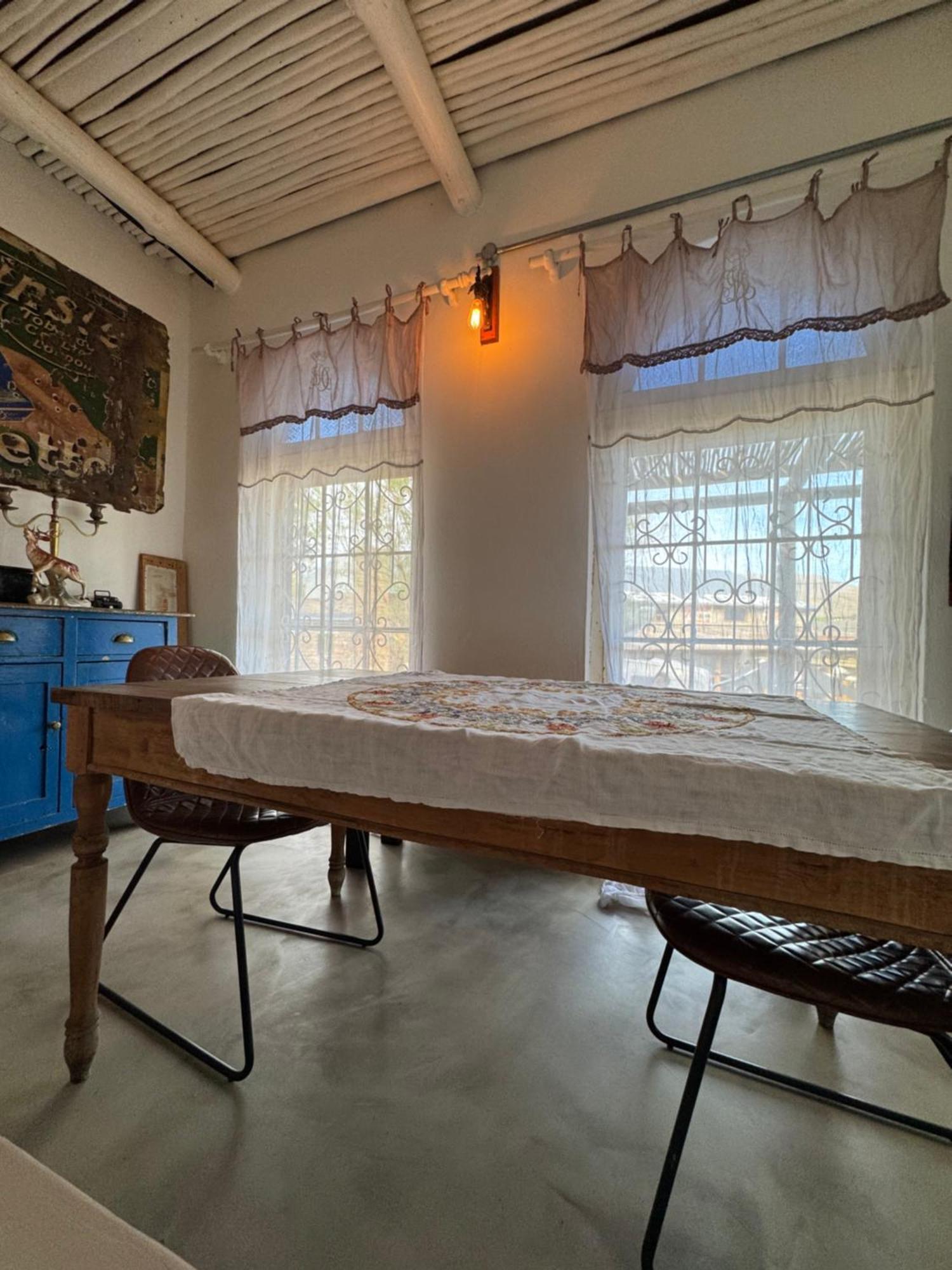 The Karoo Moon Motel Баридейл Екстериор снимка